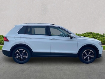 Used Volkswagen Tiguan 2017 for sale - 78889300: Photo