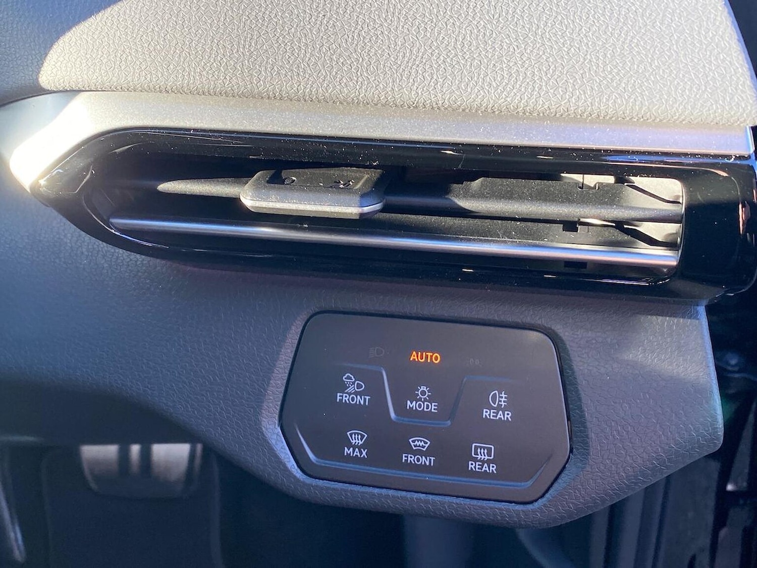 Used Volkswagen ID.4 2025 for sale - 77094658: Photo 24