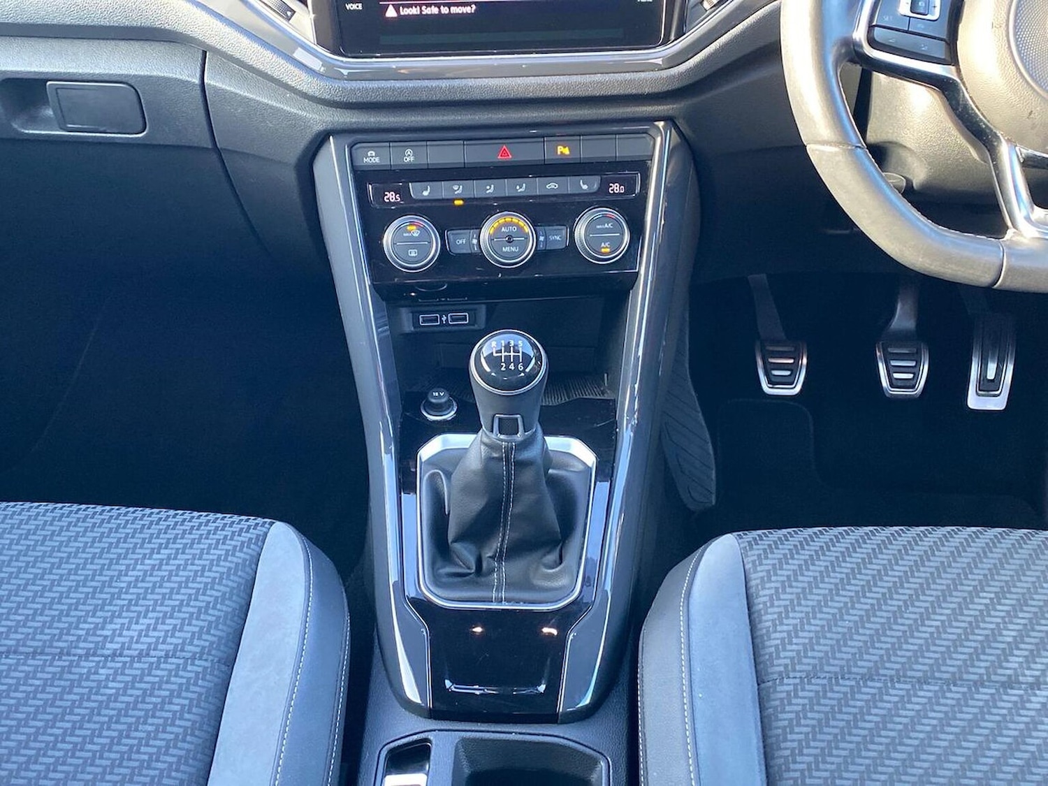 Used Volkswagen T-Roc 2019 for sale - 76821698: Photo 13