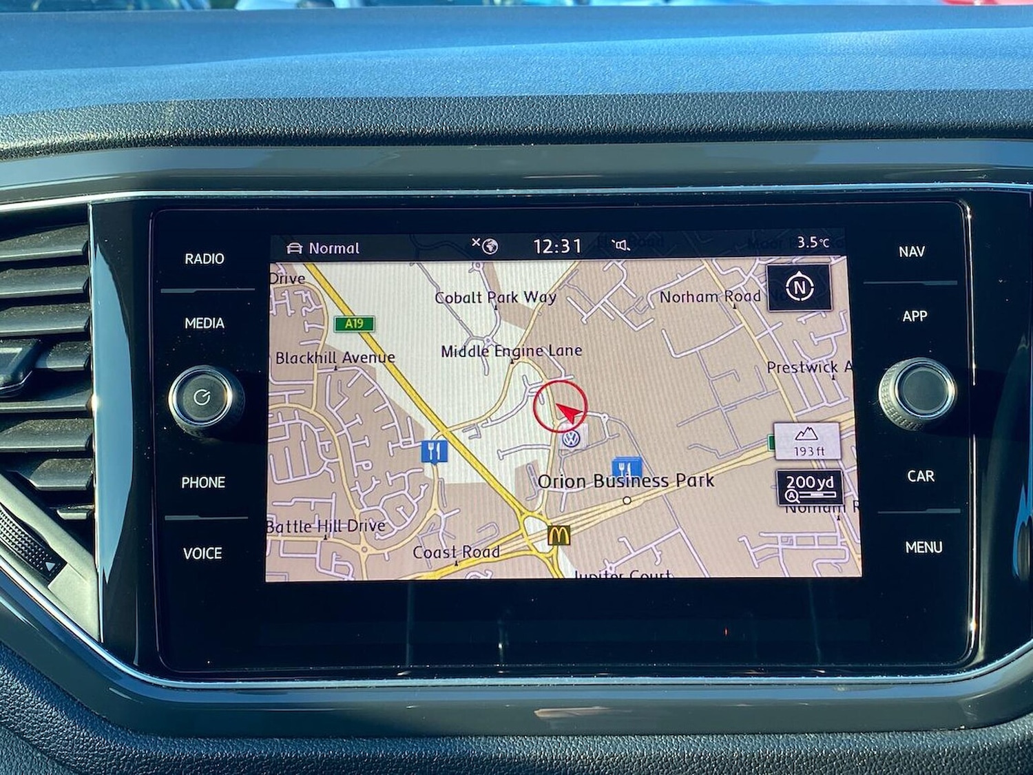 Used Volkswagen T-Roc 2019 for sale - 76821698: Photo 24