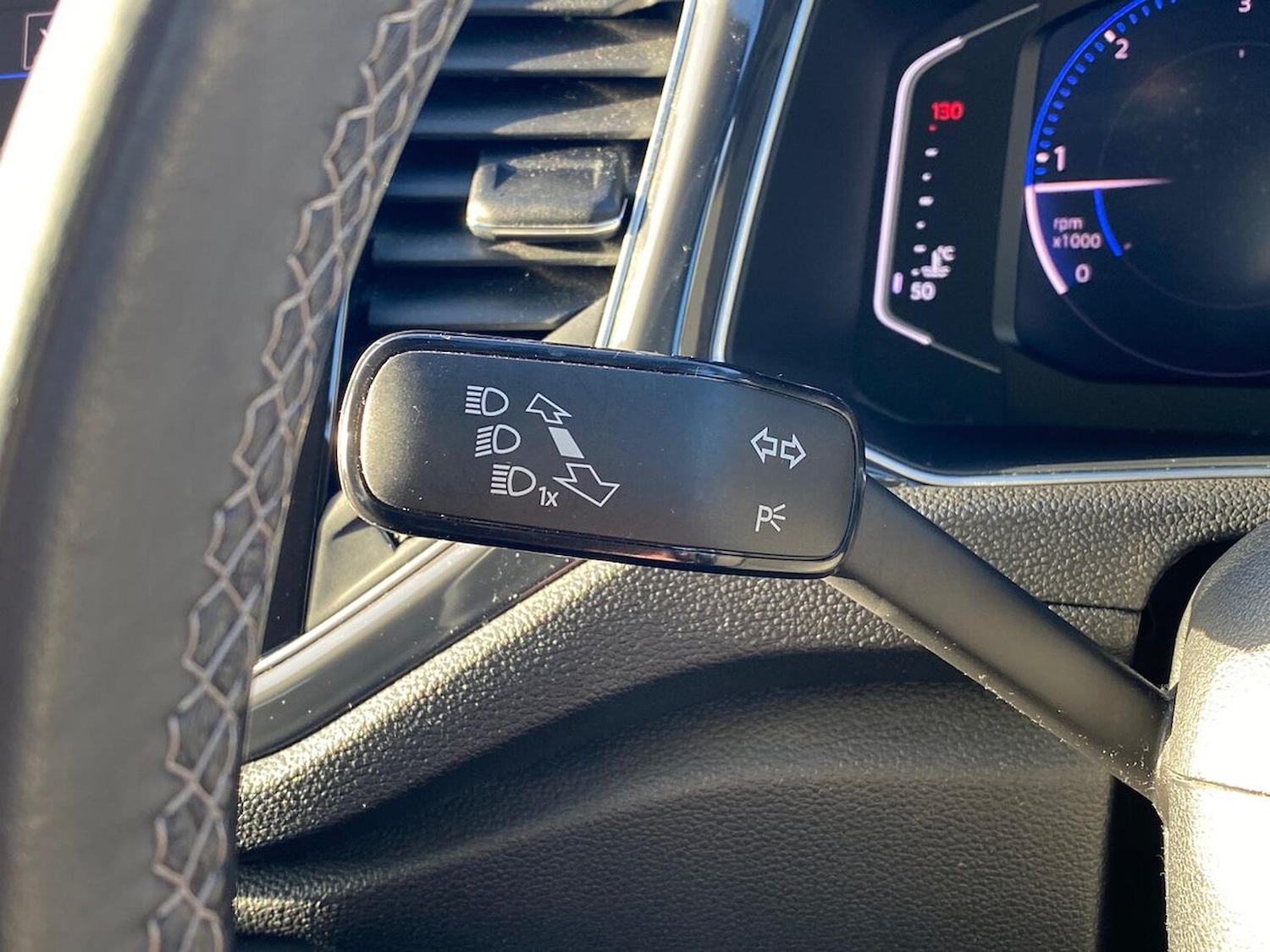 Used Volkswagen T-Roc 2019 for sale - 76821698: Photo 28