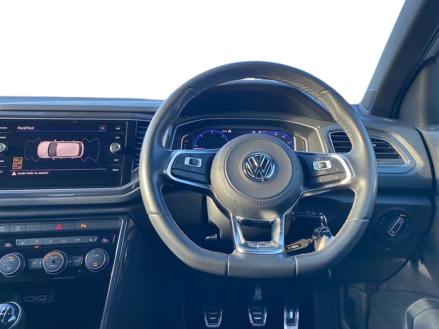 Used Volkswagen T-Roc 2019 for sale - 76821698: Photo 9