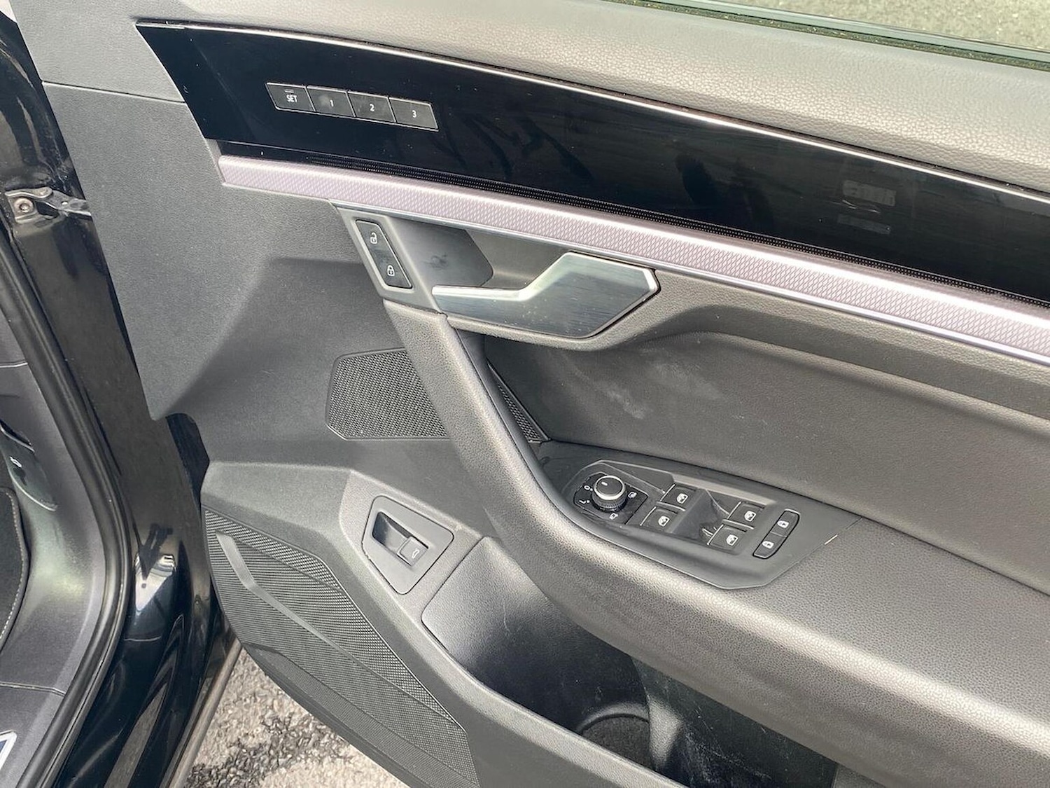 Used Volkswagen Touareg 2023 for sale - 76187050: Photo 21