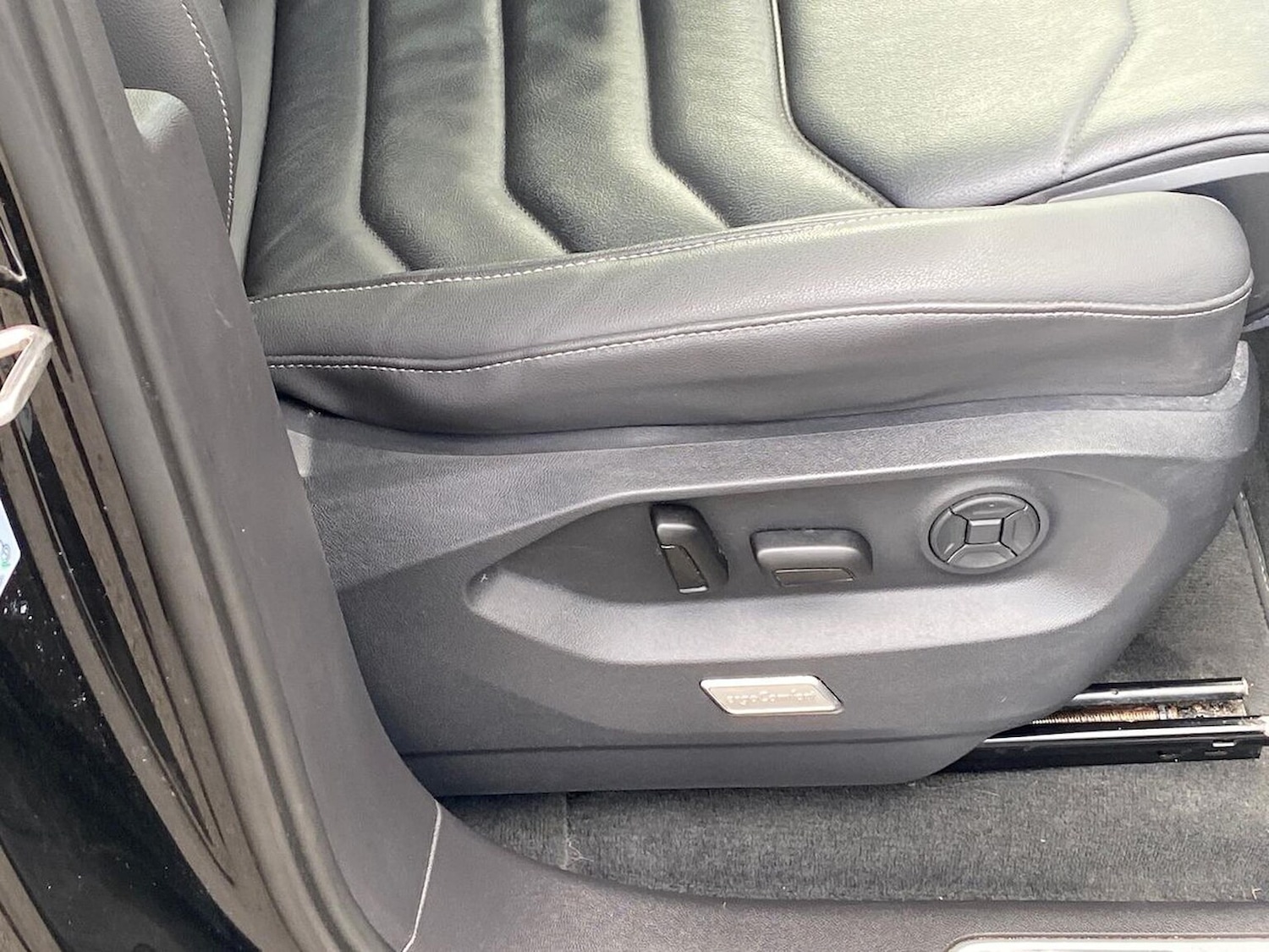 Used Volkswagen Touareg 2023 for sale - 76187050: Photo 29