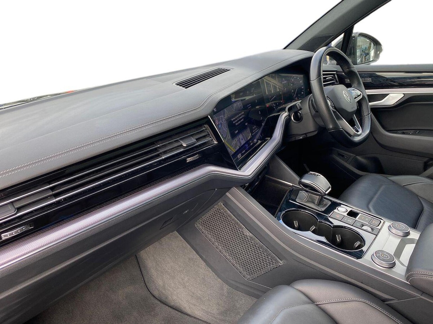 Used Volkswagen Touareg 2023 for sale - 76187050: Photo 7