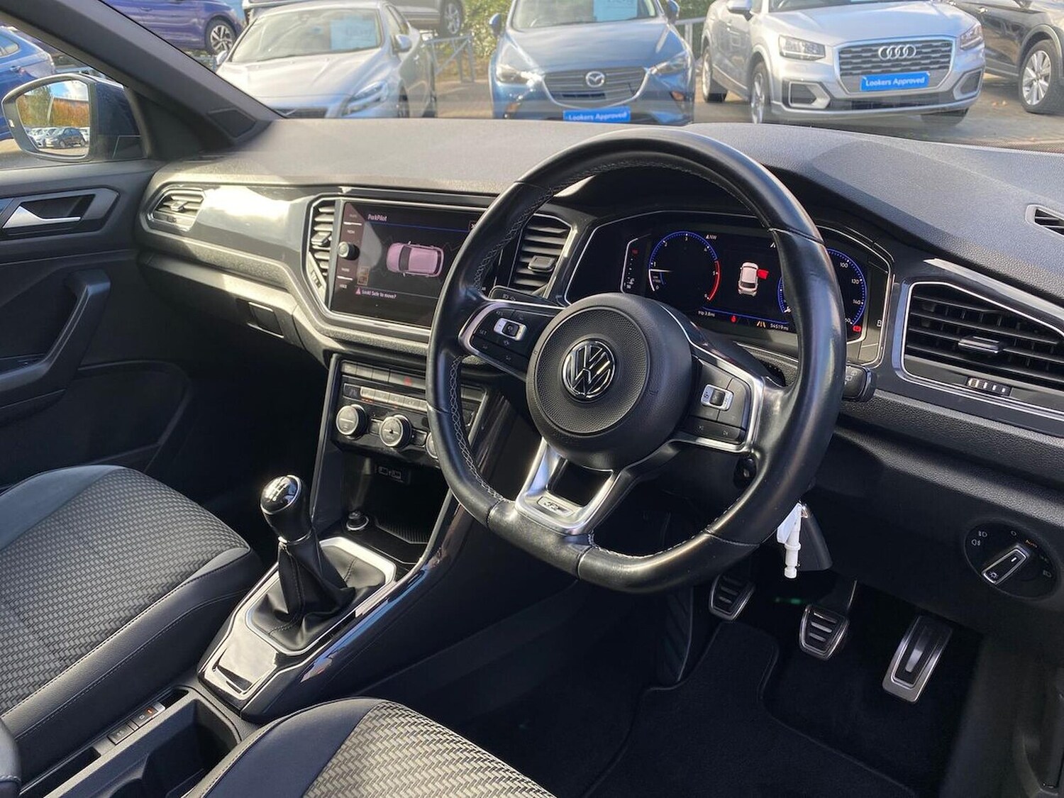 Used Volkswagen T-Roc 2018 for sale - 76281211: Photo 15