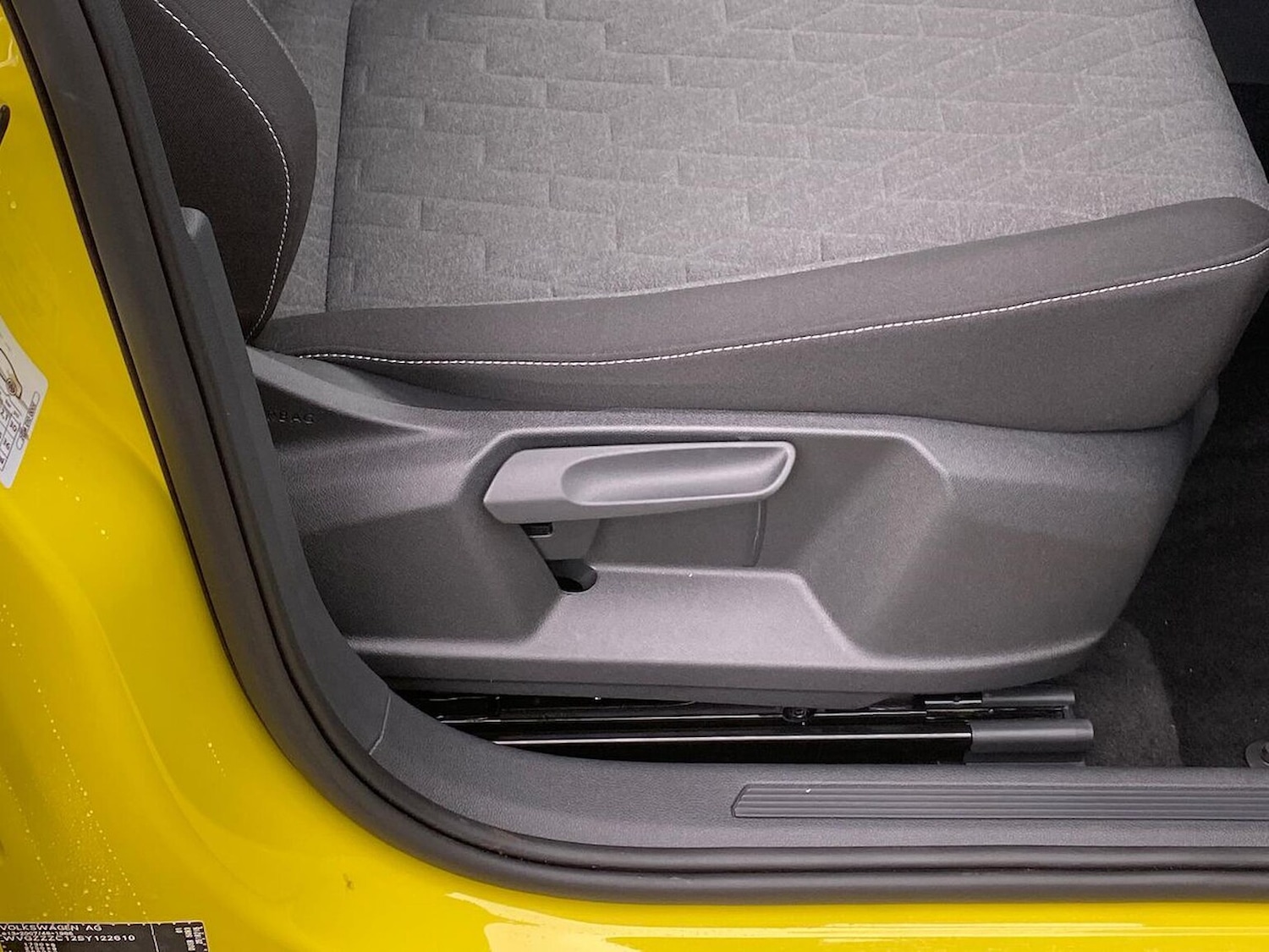 Used Volkswagen T-Cross 2025 for sale - 76243209: Photo 28