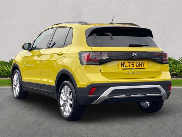 Used Volkswagen T-Cross 2025 for sale - 76243209: Photo 2