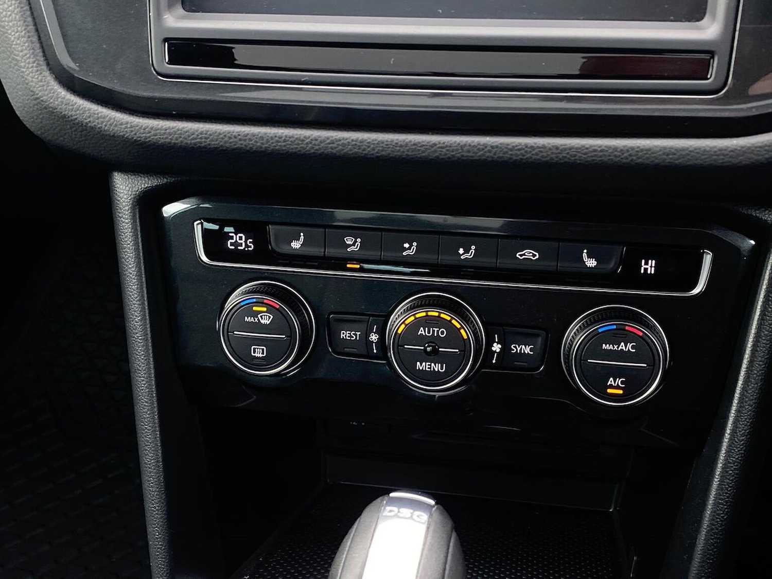 Used Volkswagen Tiguan 2017 for sale - 76725860: Photo 12