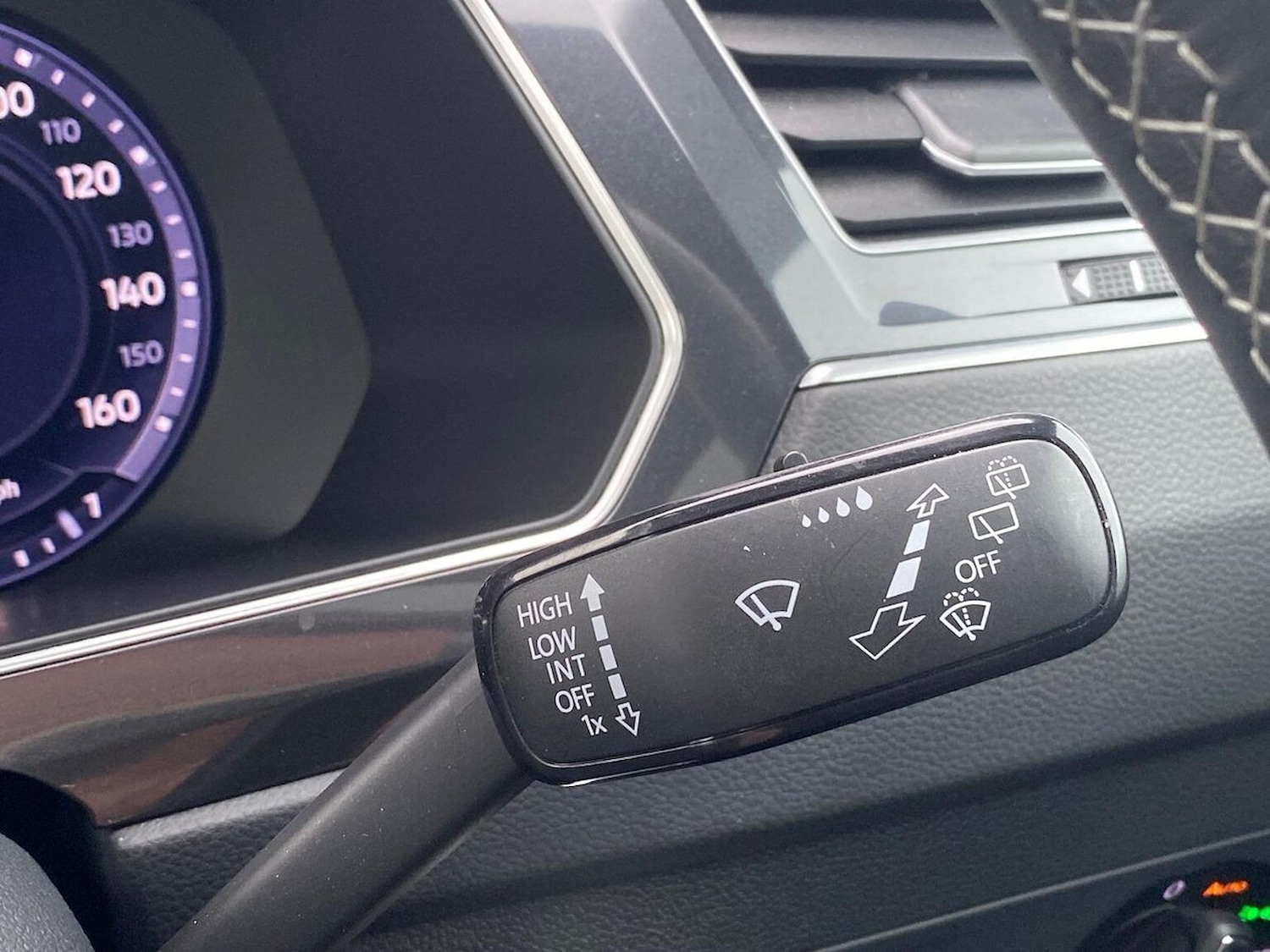 Used Volkswagen Tiguan 2017 for sale - 76725860: Photo 27