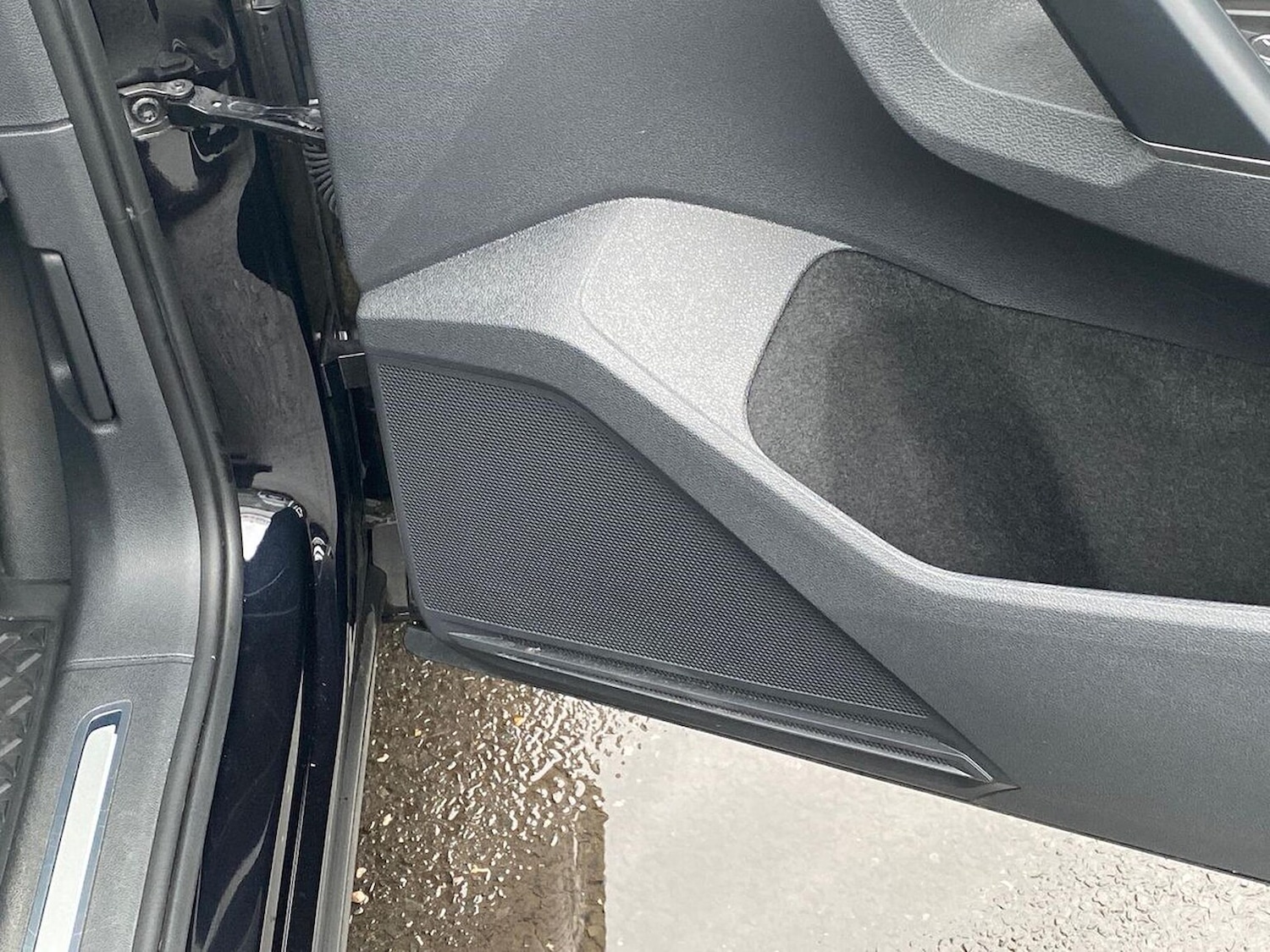 Used Volkswagen Tiguan 2017 for sale - 76725860: Photo 30