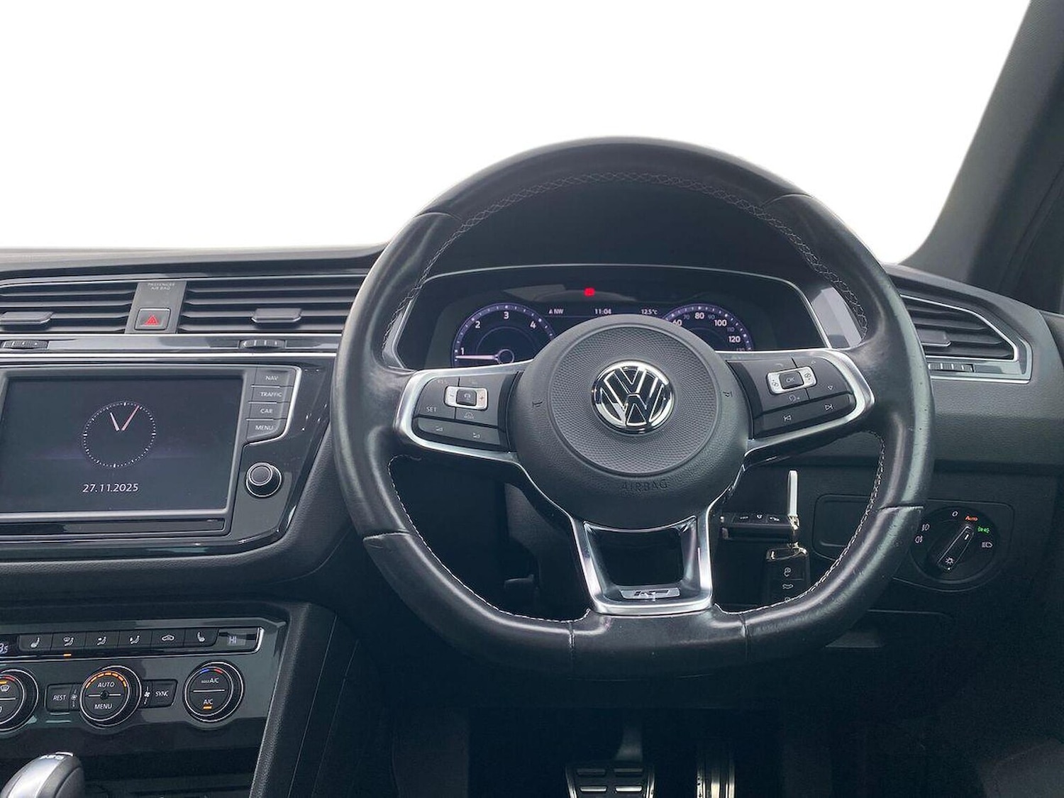 Used Volkswagen Tiguan 2017 for sale - 76725860: Photo 9