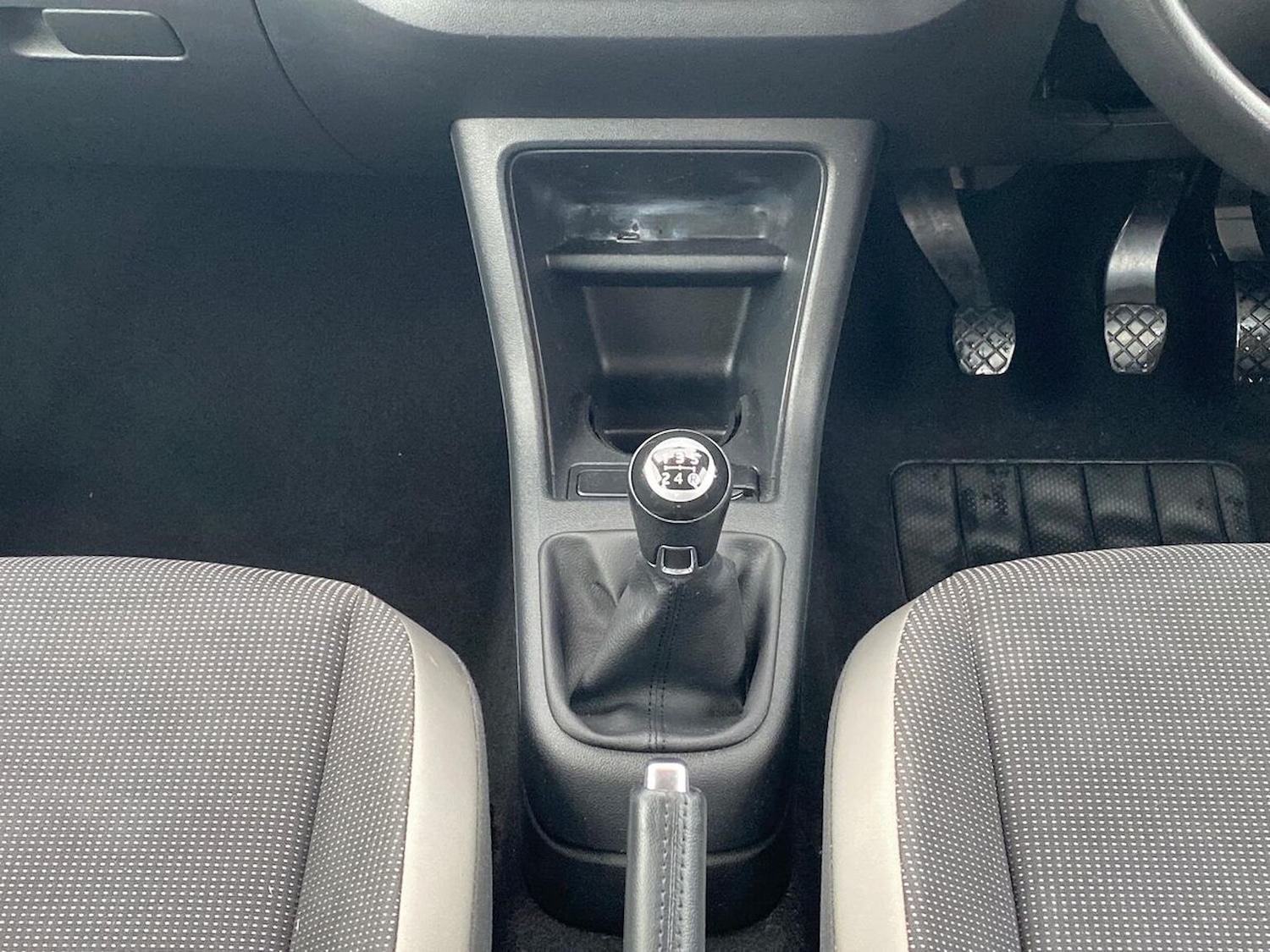 Used Volkswagen up! 2015 for sale - 76324542: Photo 13