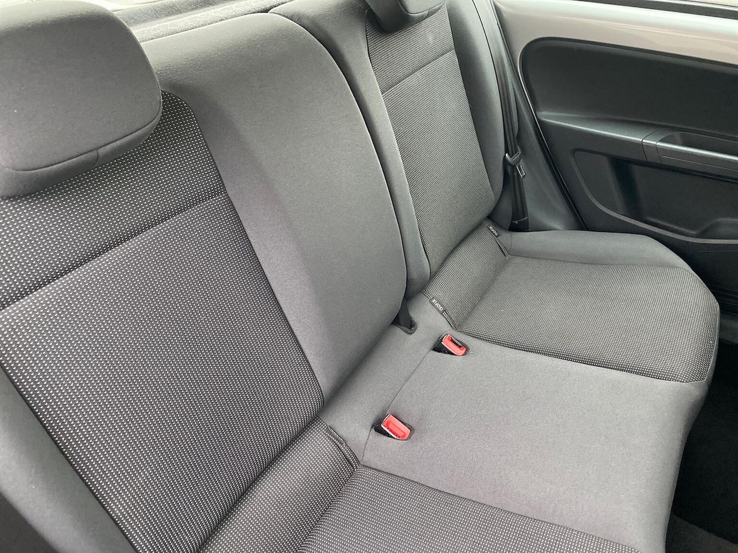 Used Volkswagen up! 2015 for sale - 76324542: Photo 16