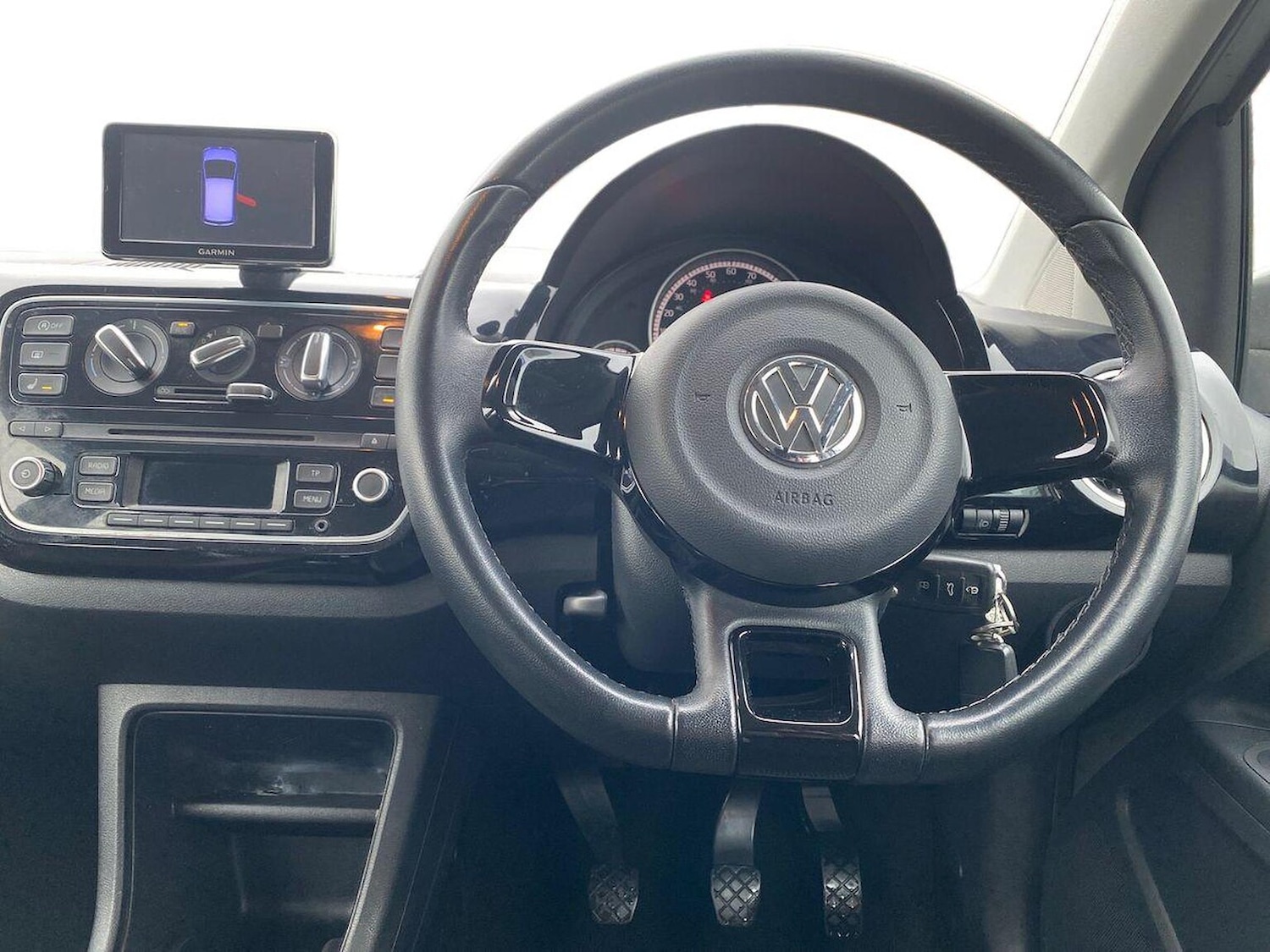 Used Volkswagen up! 2015 for sale - 76324542: Photo 9