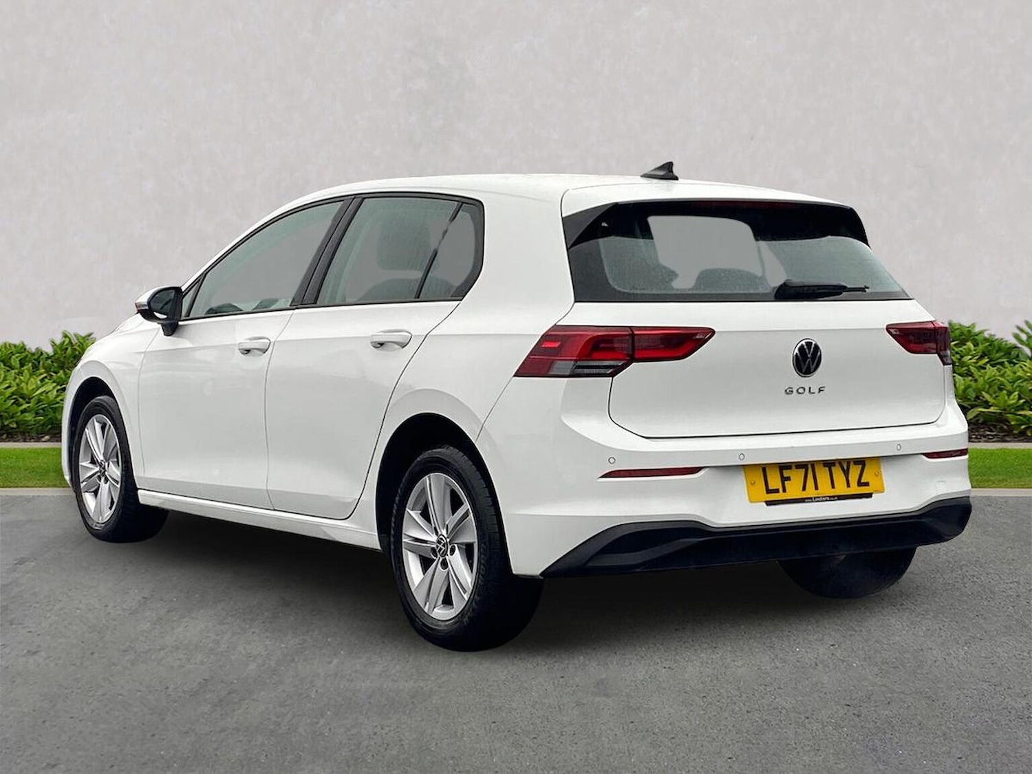 Used Volkswagen Golf 2021 for sale - 76785232: Photo 2