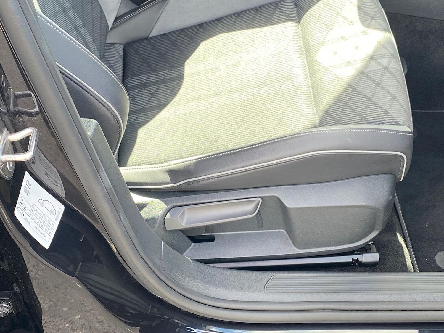 Used Volkswagen Golf 2022 for sale - 75999716: Photo 29