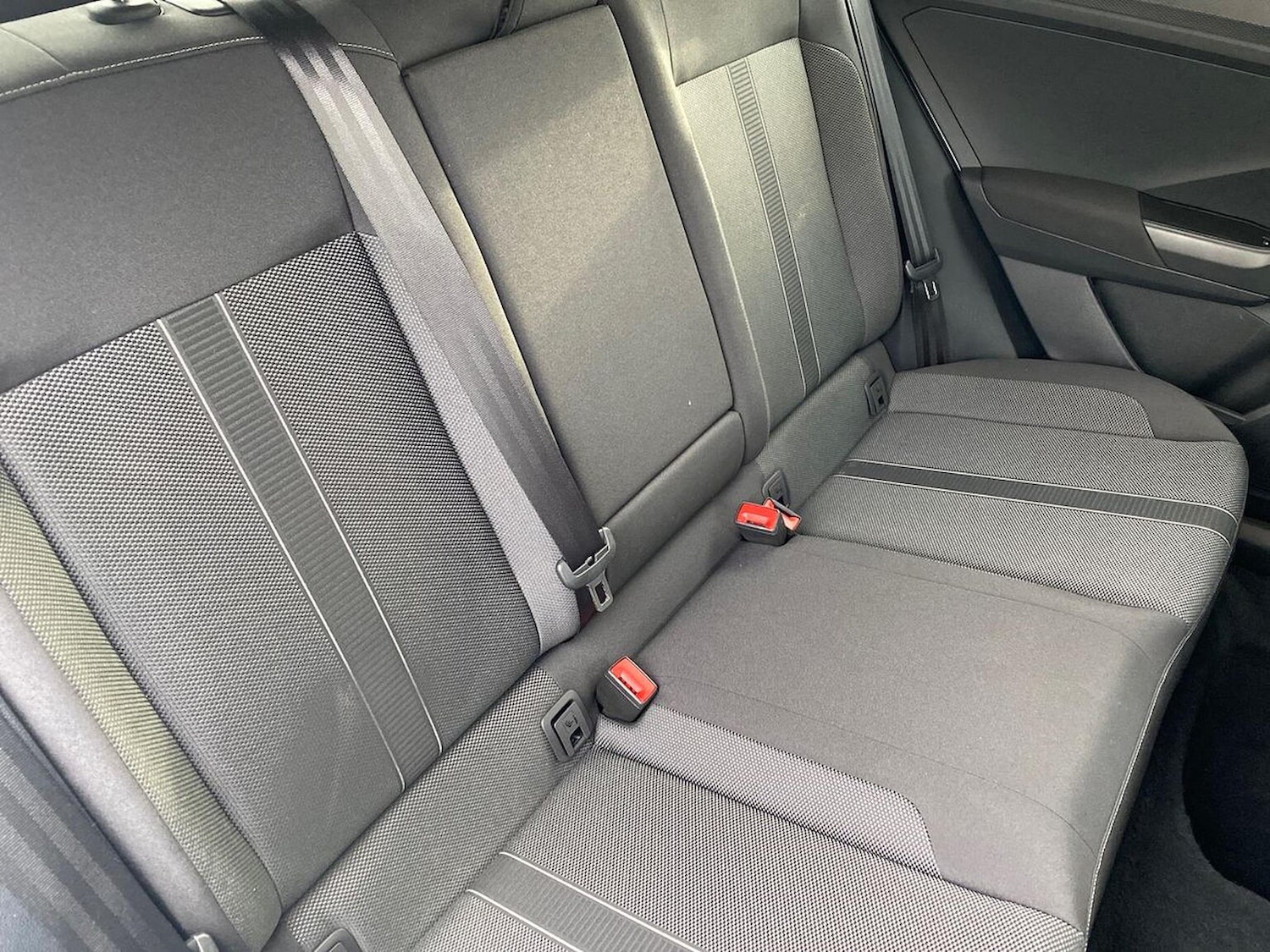 Used Volkswagen T-Roc 2024 for sale - 76471041: Photo 16