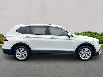 Used Volkswagen Tiguan Allspace 2024 for sale - 77888626: Photo