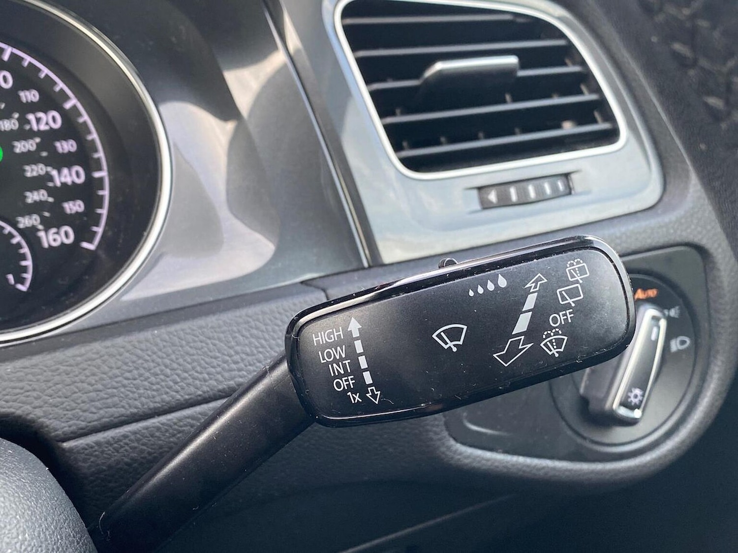 Used Volkswagen Golf 2019 for sale - 76464708: Photo 27