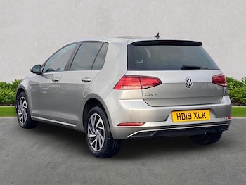 Used Volkswagen Golf 2019 for sale - 76464708: Photo