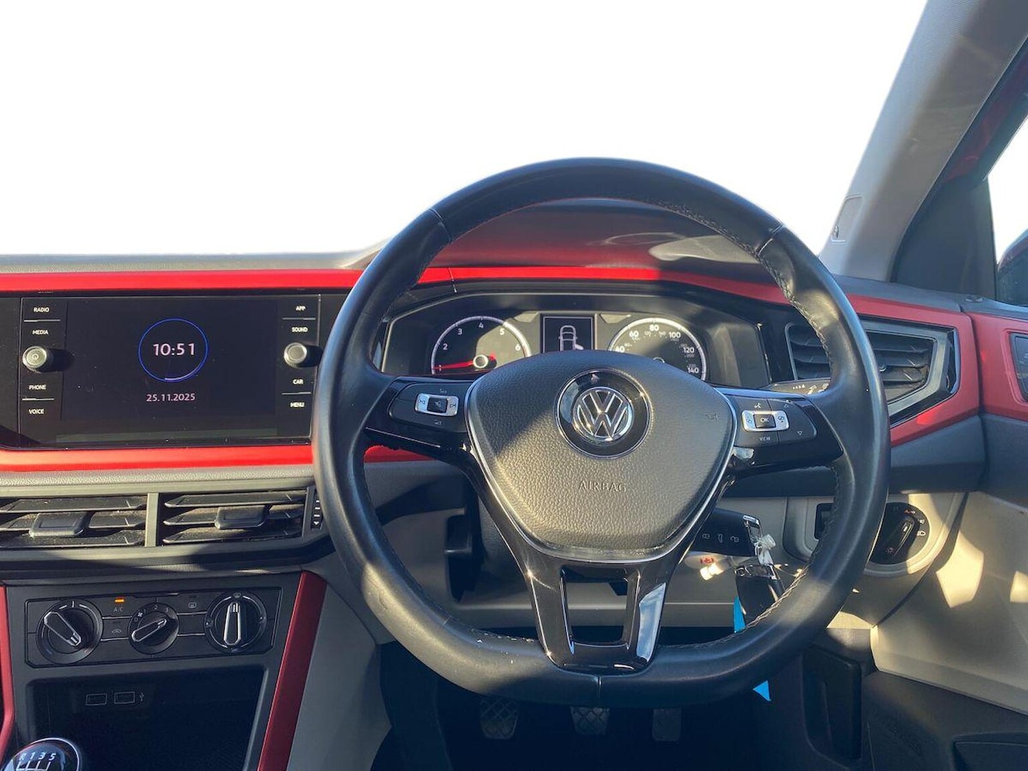 Used Volkswagen Polo 2018 for sale - 76699511: Photo 9