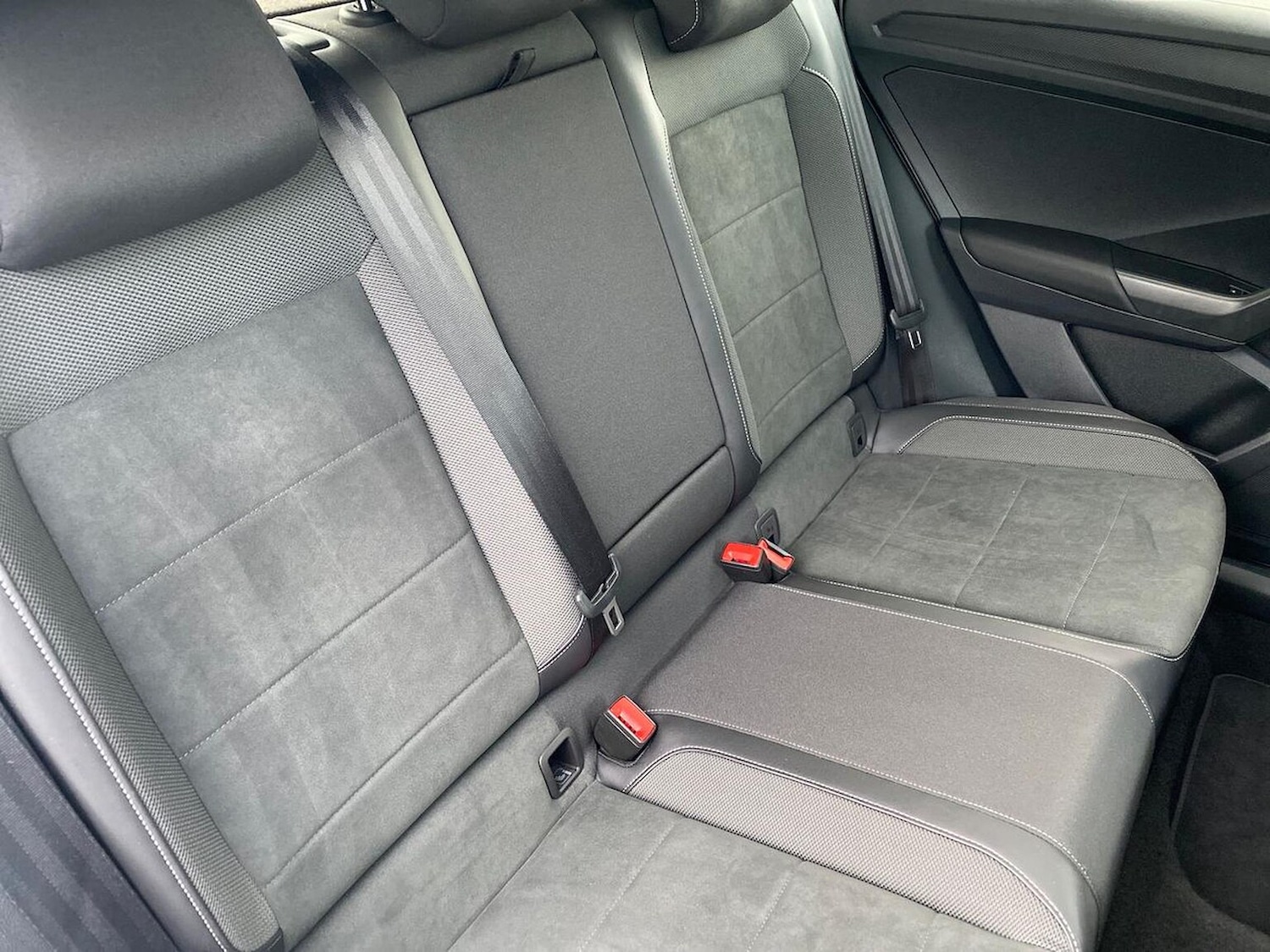 Used Volkswagen T-Roc 2025 for sale - 76571024: Photo 16