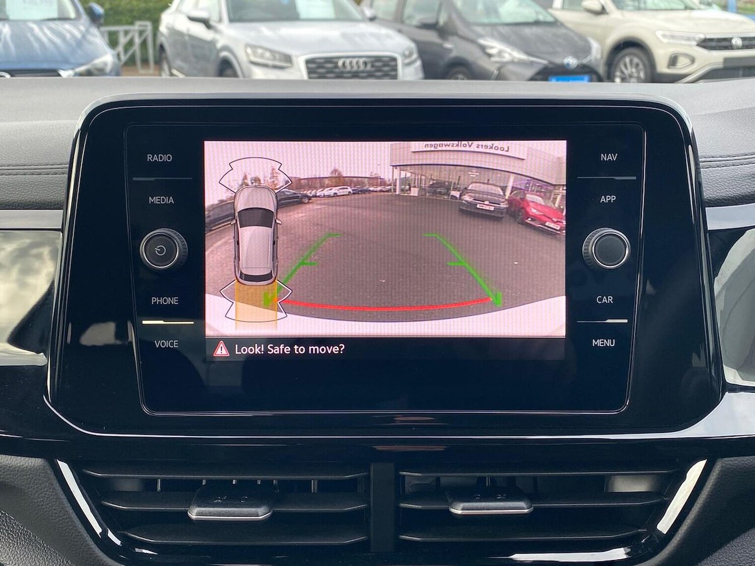 Used Volkswagen T-Roc 2025 for sale - 76571024: Photo 23