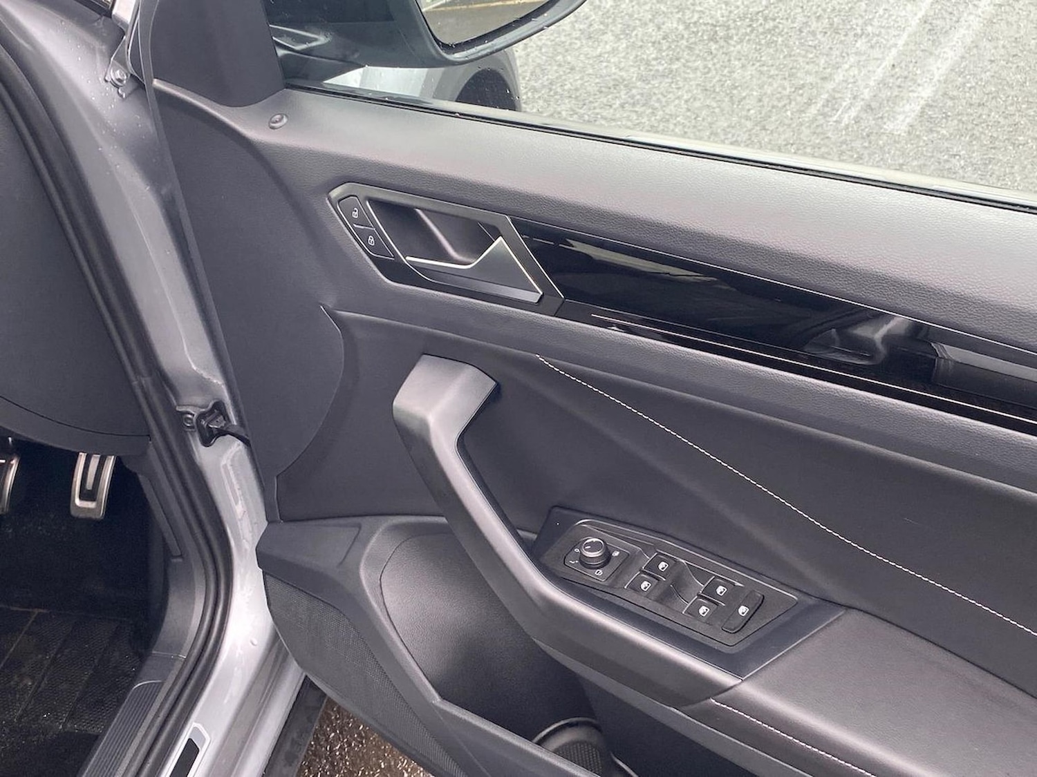 Used Volkswagen T-Roc 2025 for sale - 76492369: Photo 21