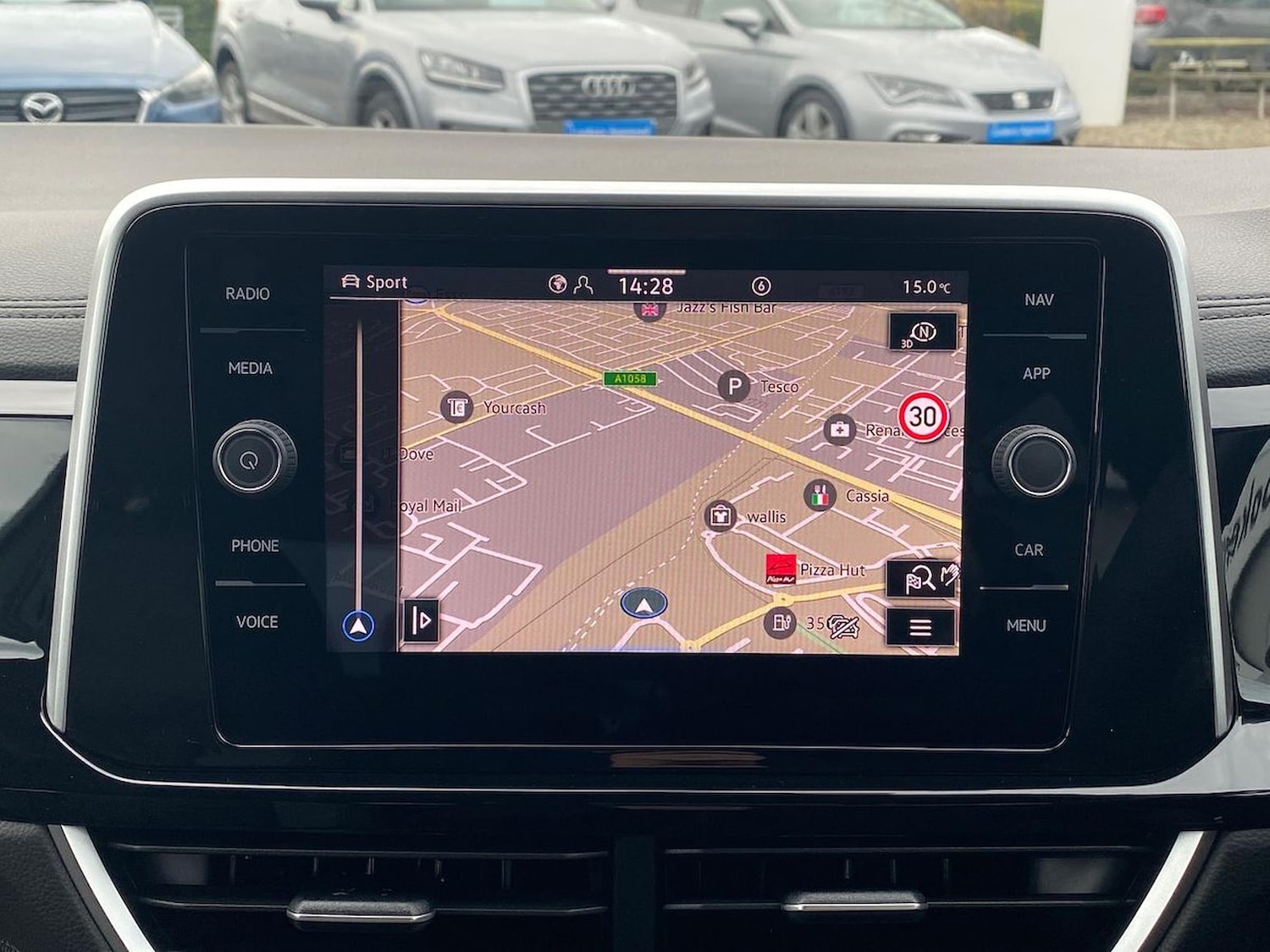 Used Volkswagen T-Roc 2025 for sale - 76492369: Photo 24