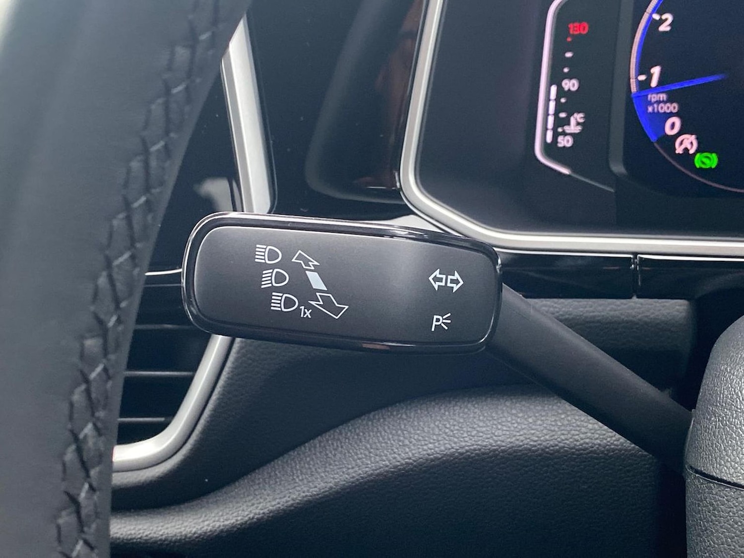 Used Volkswagen T-Roc 2025 for sale - 76492369: Photo 28