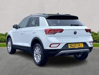 Used Volkswagen T-Roc 2025 for sale - 75500019: Photo
