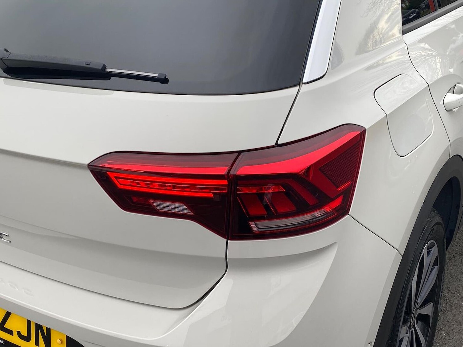 Used Volkswagen T-Roc 2023 for sale - 76536630: Photo 35