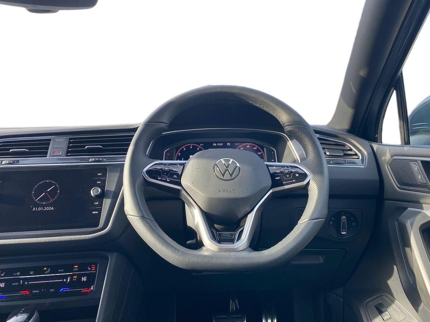 Used Volkswagen Tiguan Allspace 2025 for sale - 77789584: Photo 9