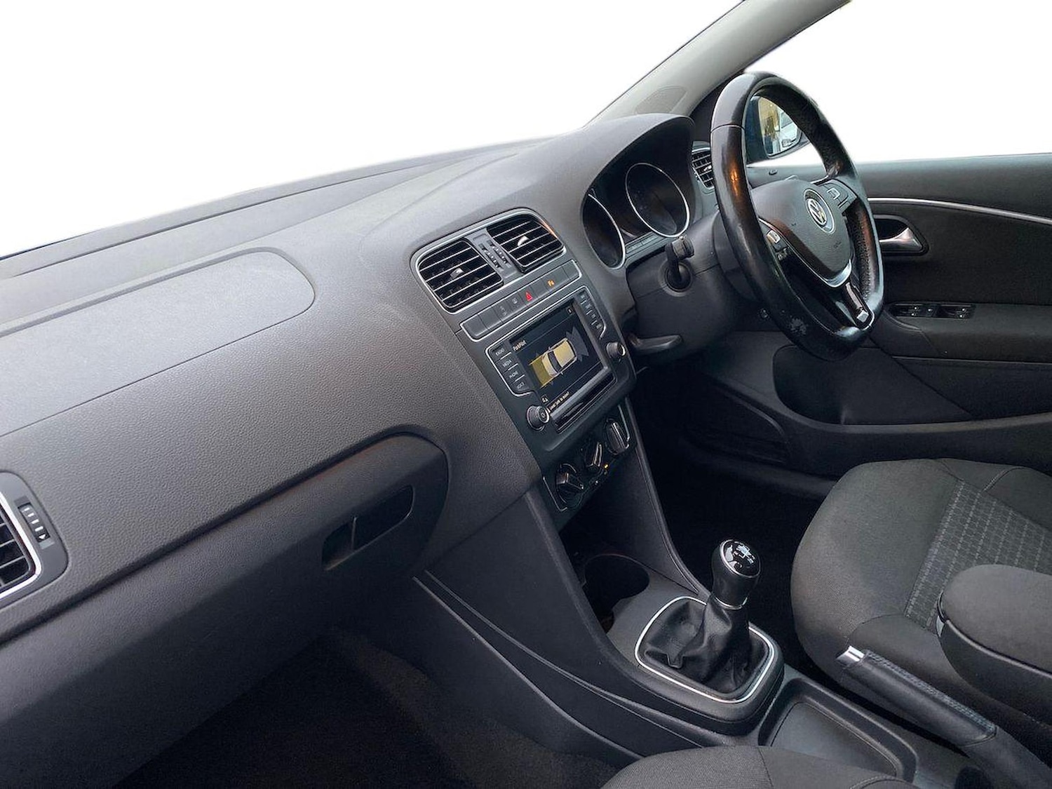 Used Volkswagen Polo 2017 for sale - 76577201: Photo 7