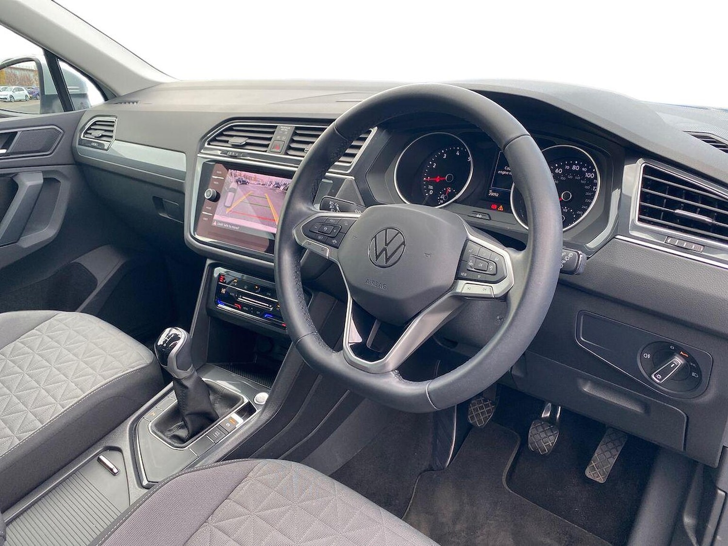 Used Volkswagen Tiguan 2022 for sale - 76497305: Photo 15