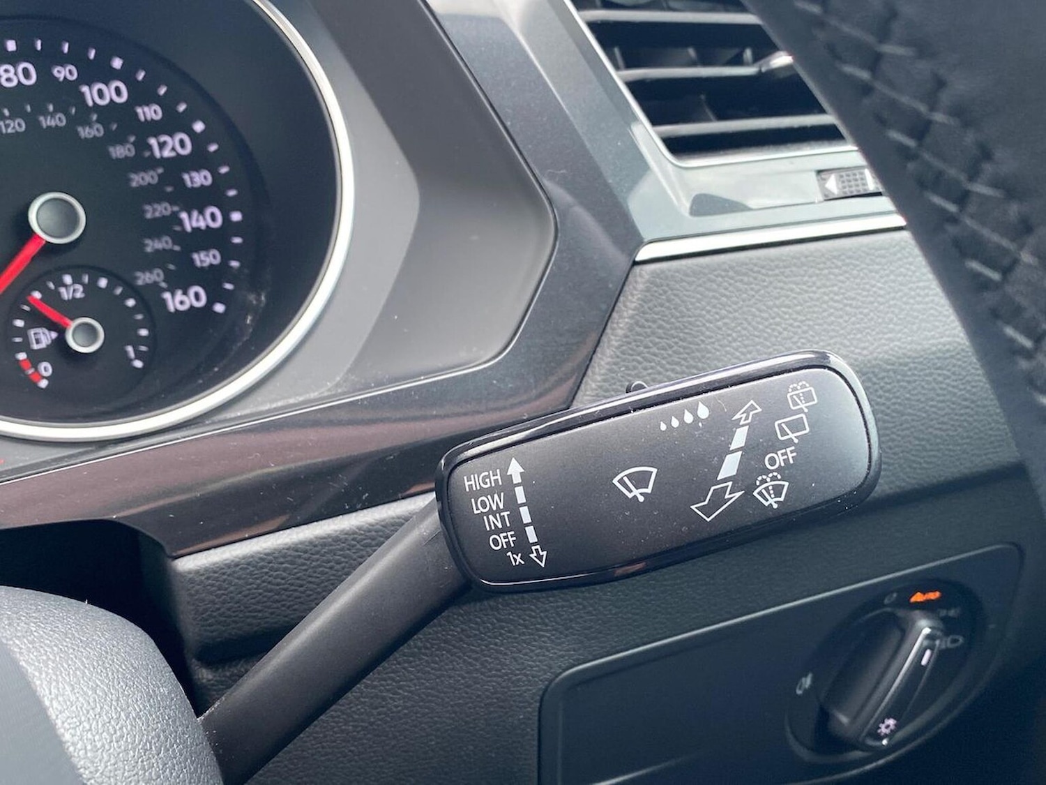 Used Volkswagen Tiguan 2022 for sale - 76497305: Photo 27