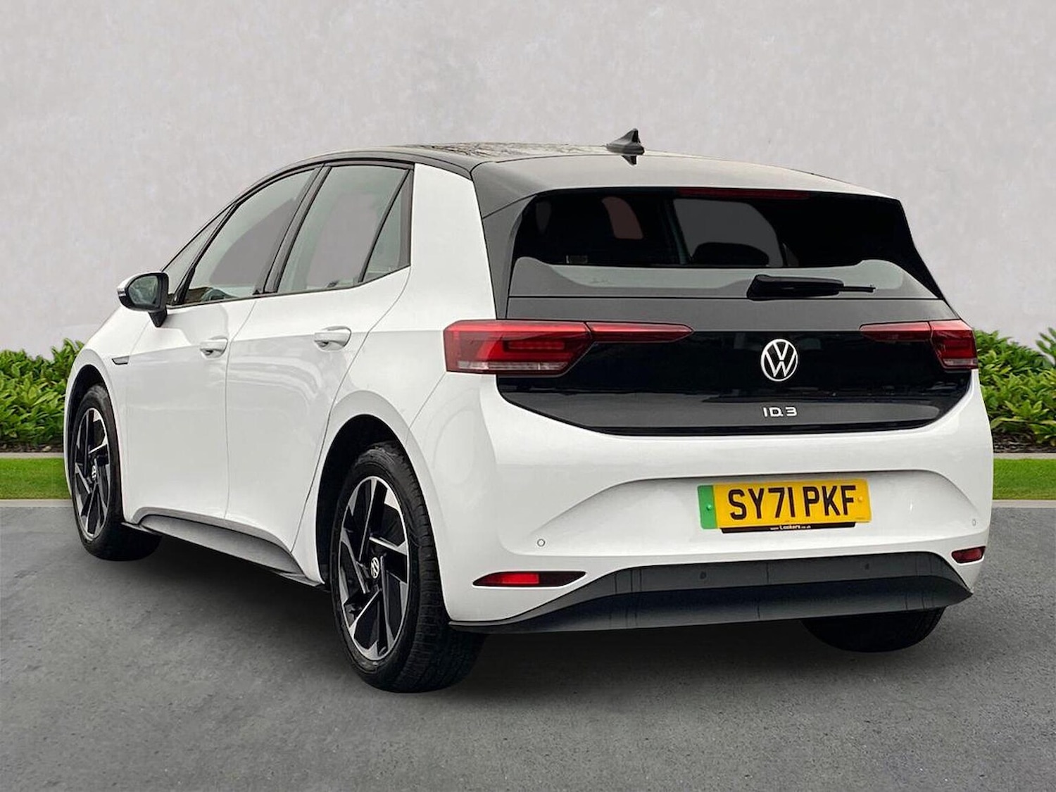 Used Volkswagen ID.3 2021 for sale - 77650293: Photo 2