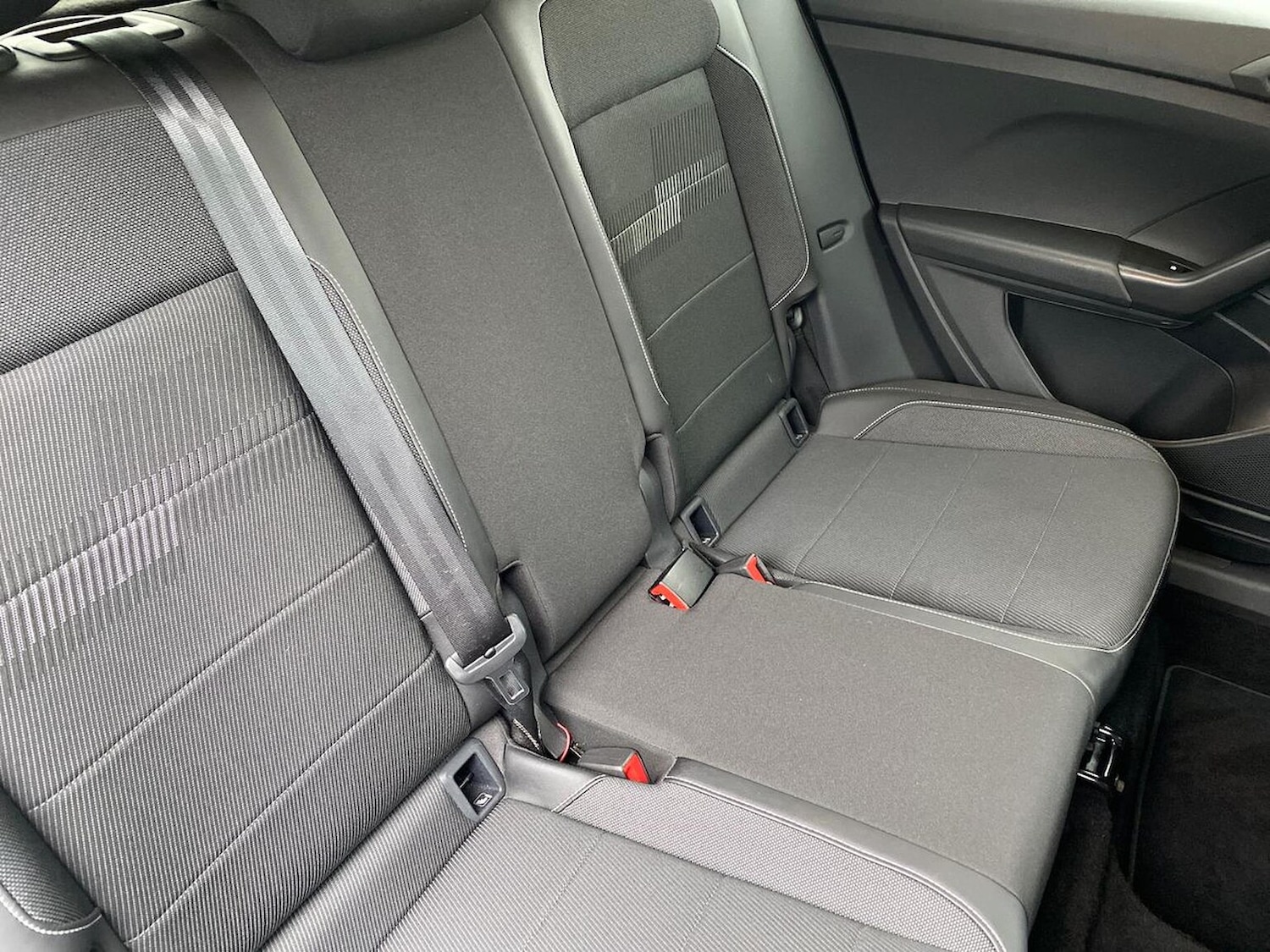 Used Volkswagen T-Cross 2022 for sale - 76497299: Photo 16