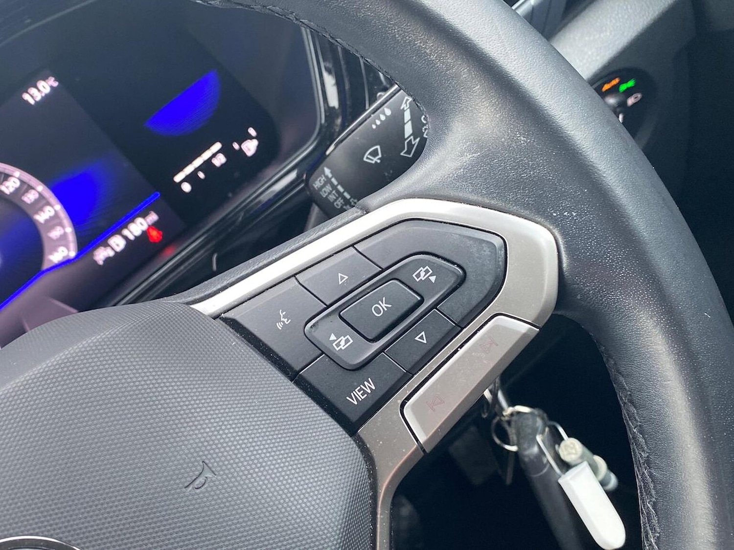 Used Volkswagen T-Cross 2022 for sale - 76497299: Photo 24