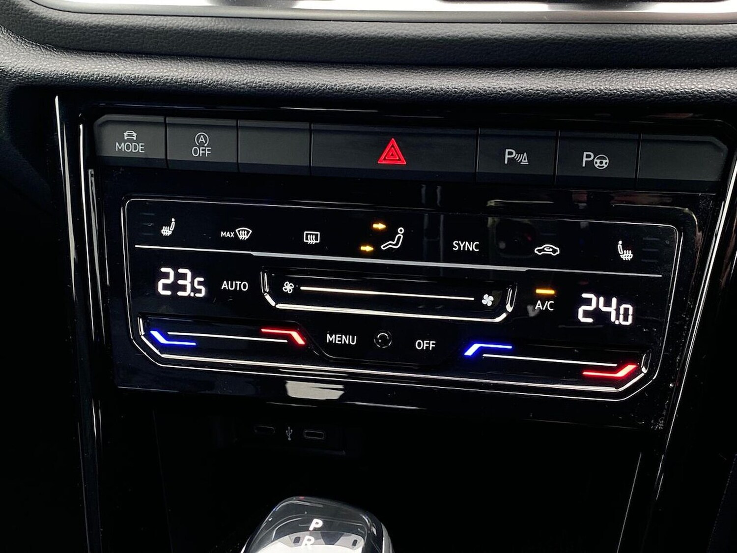 Used Volkswagen T-Roc 2022 for sale - 76165026: Photo 12