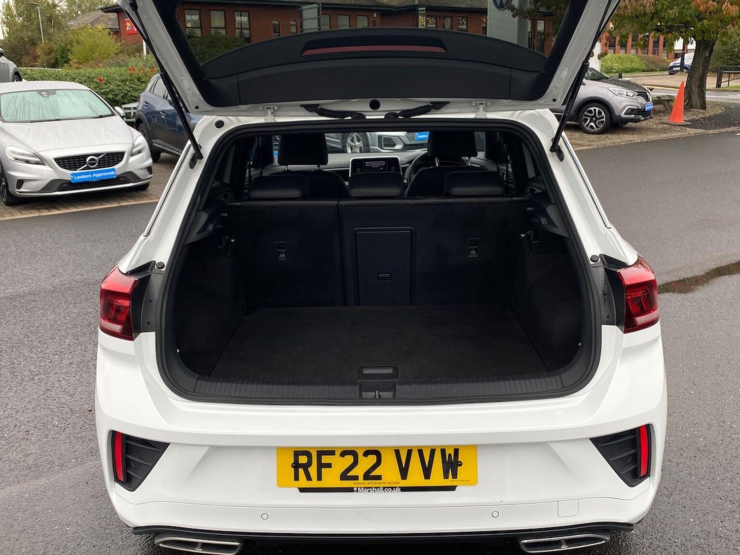 Used Volkswagen T-Roc 2022 for sale - 76165026: Photo 17
