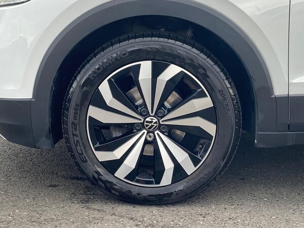 Used Volkswagen T-Cross 2022 for sale - 76243206: Photo 6