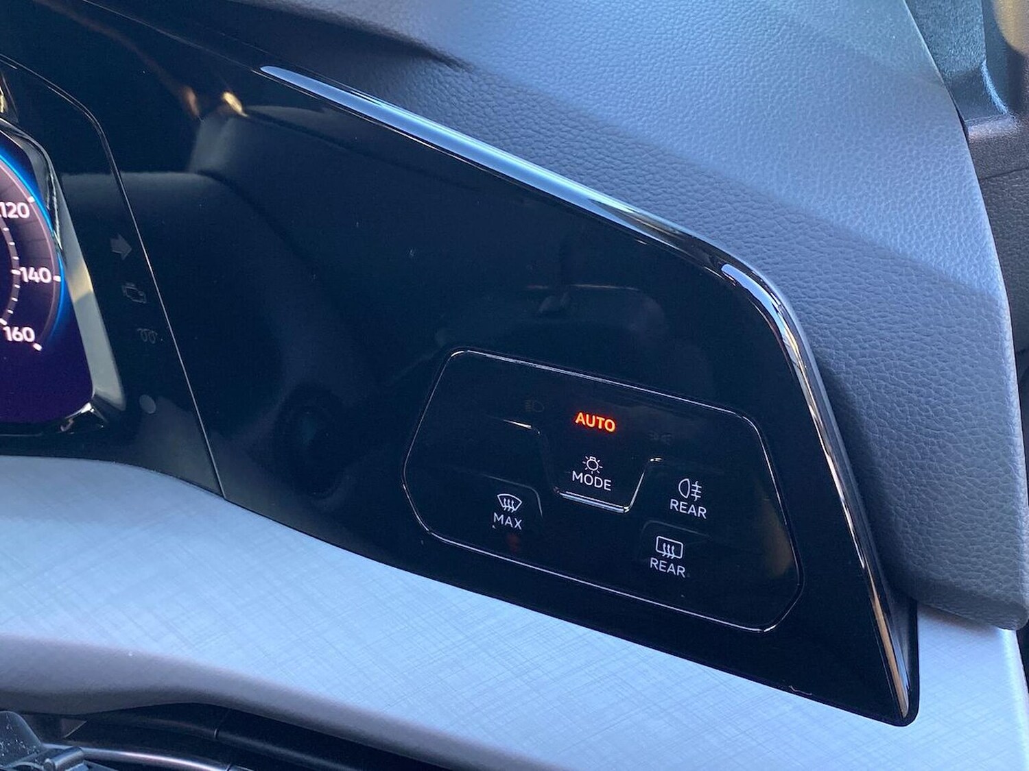 Used Volkswagen Golf 2025 for sale - 77487348: Photo 22