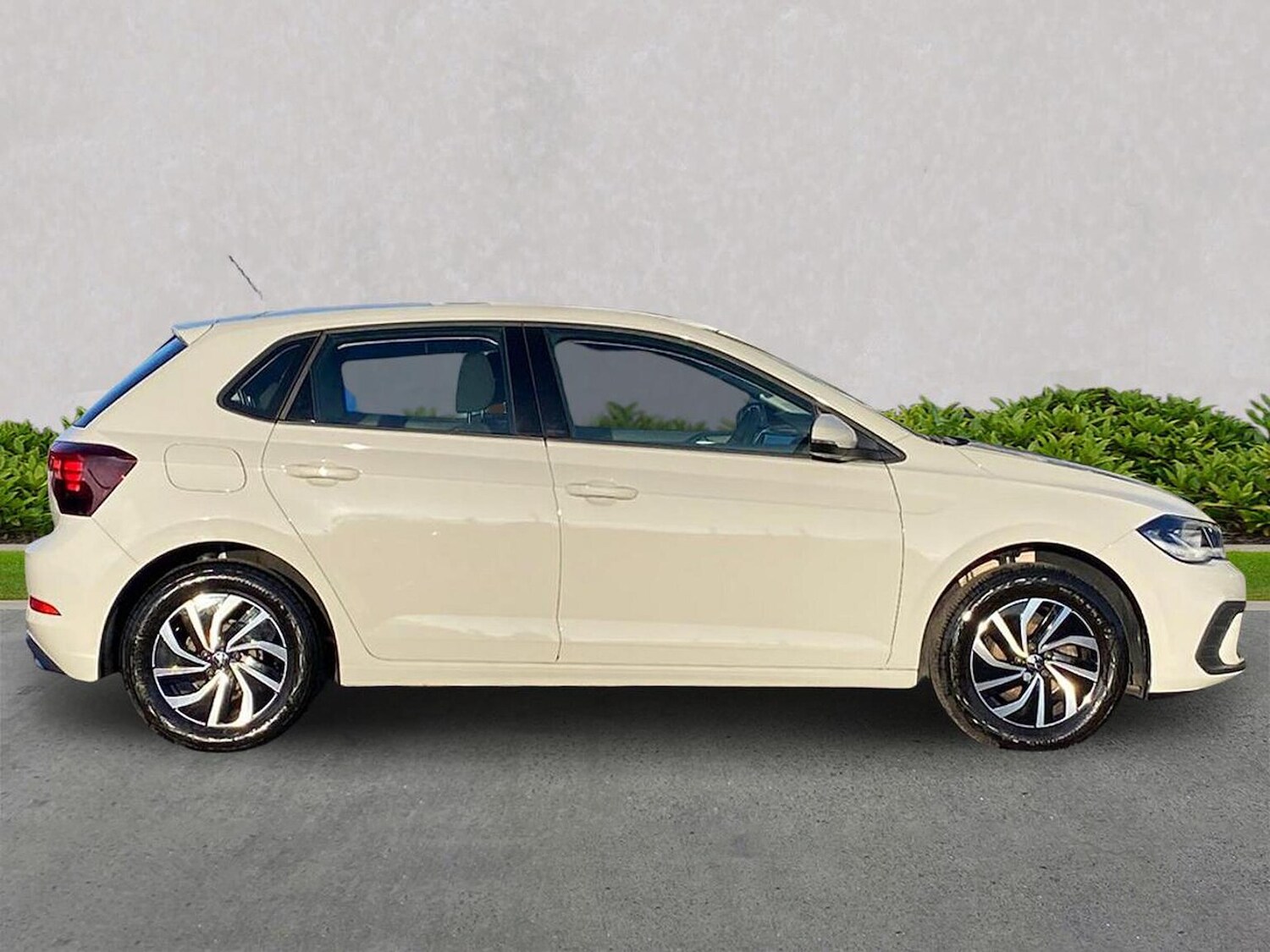 Used Volkswagen Polo 2023 for sale - 76821696: Photo 3