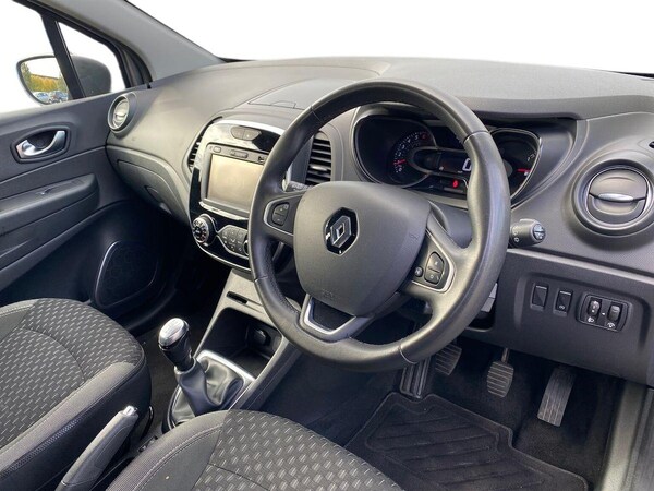 Used Renault Captur 2018 for sale - 76157299: Photo 15