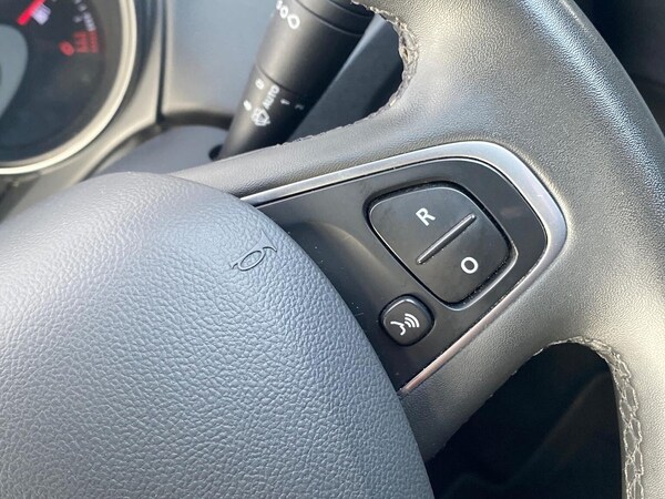 Used Renault Captur 2018 for sale - 76157299: Photo 23
