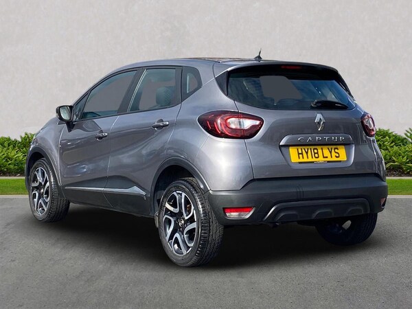 Used Renault Captur 2018 for sale - 76157299: Photo 2