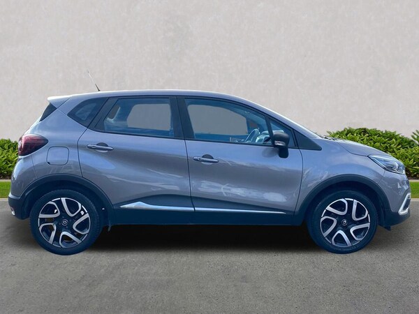Used Renault Captur 2018 for sale - 76157299: Photo 3