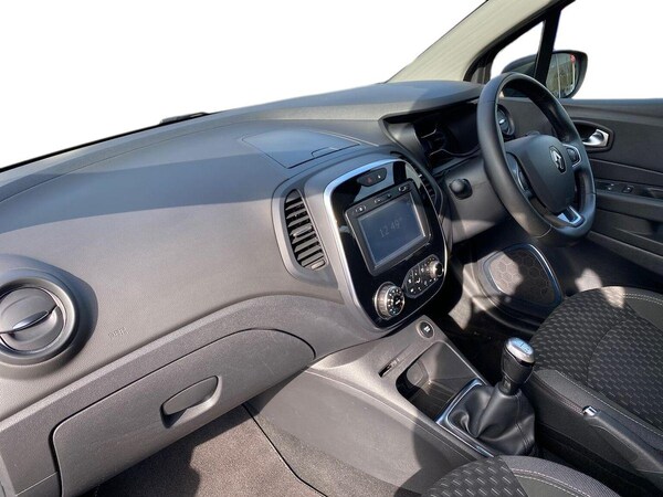 Used Renault Captur 2018 for sale - 76157299: Photo 7
